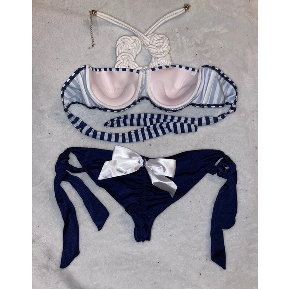 Swimsuit - Picture 2 of 4